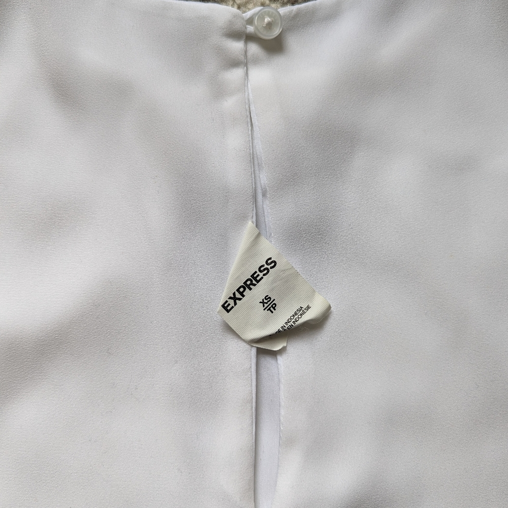 Express Reversible Keyhole Tank - Picture 5 of 5